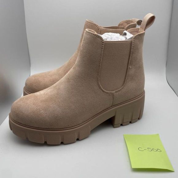 CUSHIONAIRE Women's HEELED slip on Chelsea Boot CREAM 7 - Picture 2 of 6